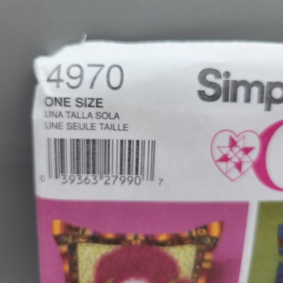 Simplicity Crafts 4970 Appliqued Pillow Pattern Kit Nancy McHugh One Size - Picture 3 of 4
